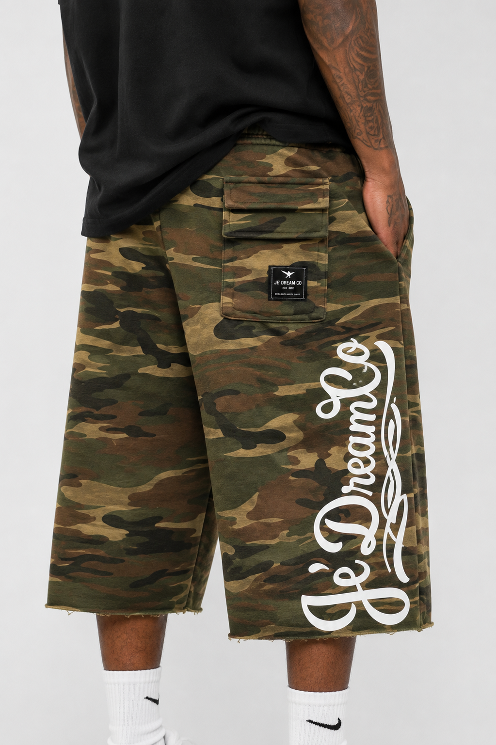 Love💔Hurts Drips Heals Camo 3/4 Shorts